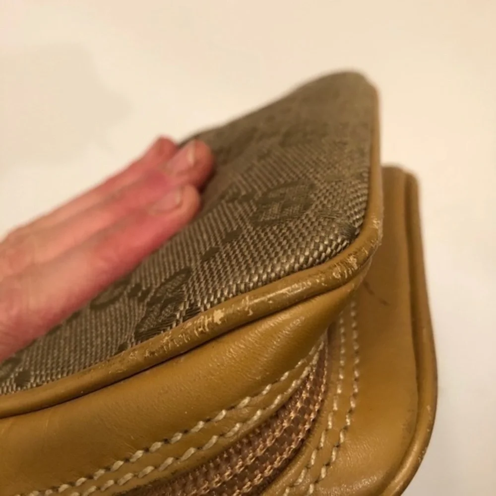 Gucci gg monogram cosmetic bag case